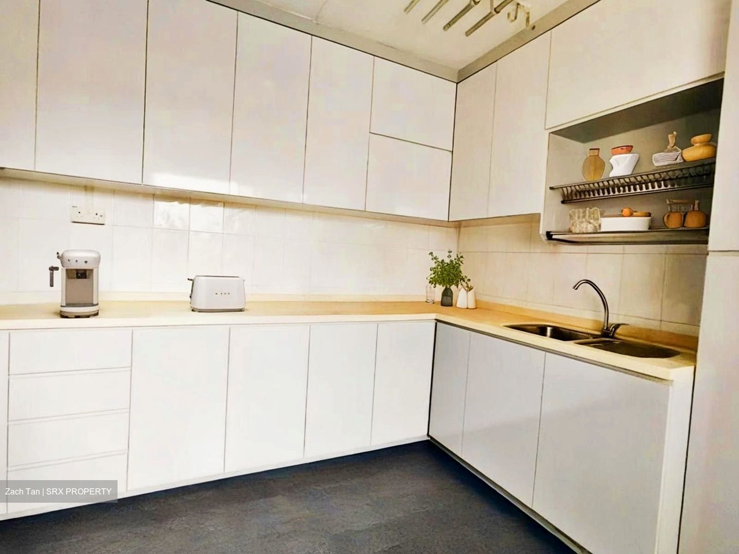 Blk 555 Jurong West Street 42 (Jurong West), HDB 5 Rooms #489869661
